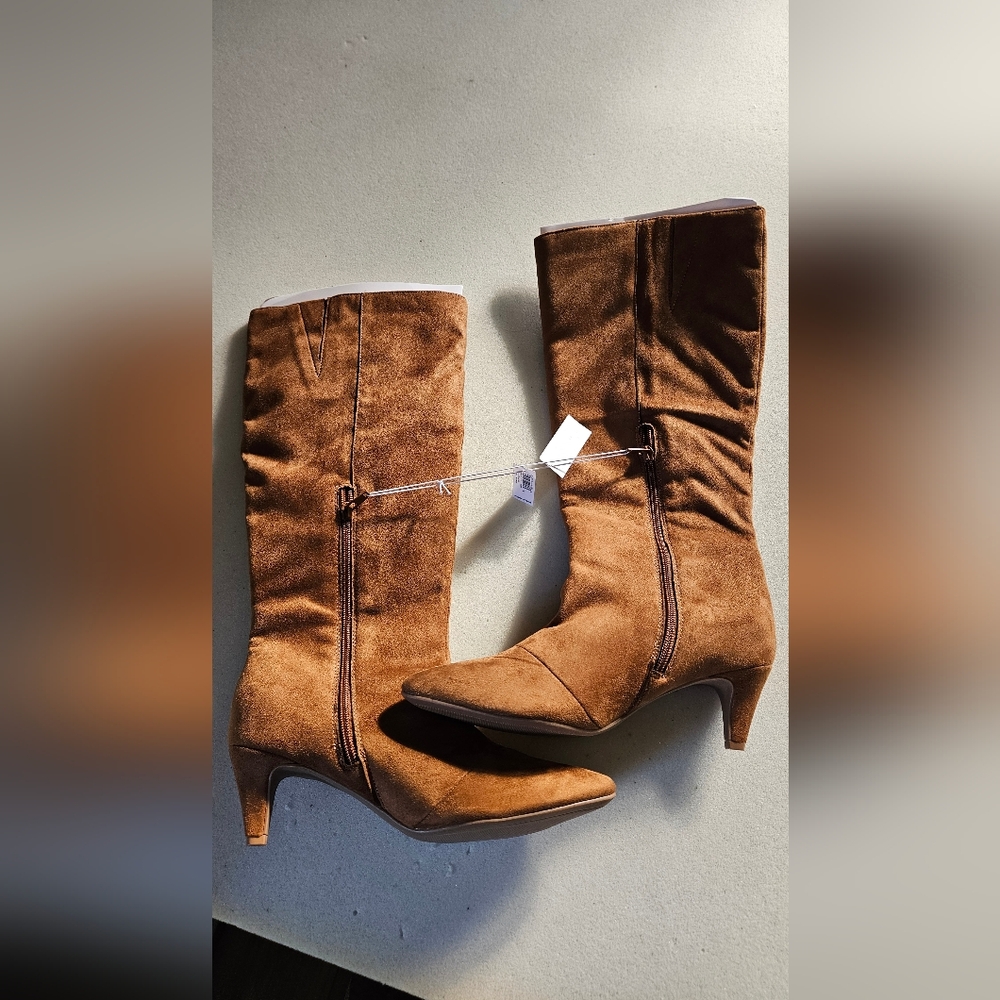Old Navy Tan Heeled Boots